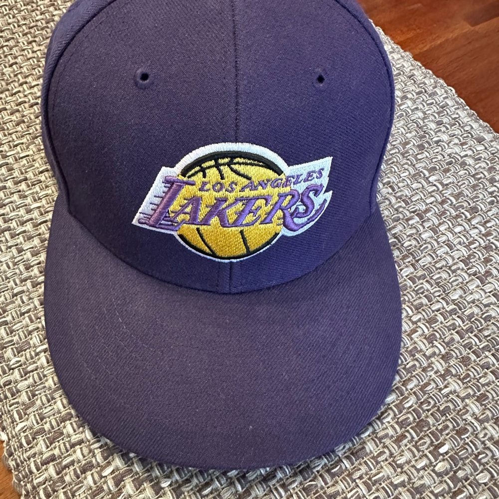 47 Hardwood Classics Adjustable Los Angeles Lakers Purple Cap